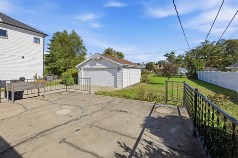 Tiny photo for 455 N Maple Avenue, Elmhurst, IL 60126 (MLS # 12778786)