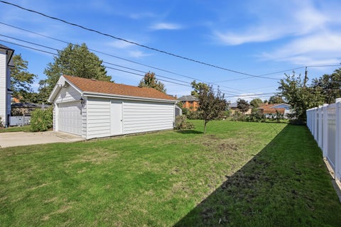 Tiny photo for 455 N Maple Avenue, Elmhurst, IL 60126 (MLS # 12778786)