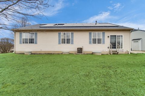 Tiny photo for 310 Fairwind Court, Montgomery, IL 60538 (MLS # 12575273)