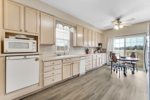 Tiny photo for 310 Fairwind Court, Montgomery, IL 60538 (MLS # 12575273)