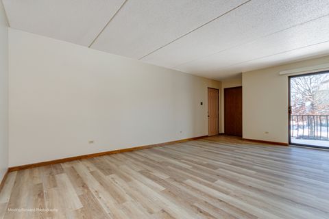 Tiny photo for 17960 Royal Oak Court #2S, Tinley Park, IL 60477 (MLS # 12518887)