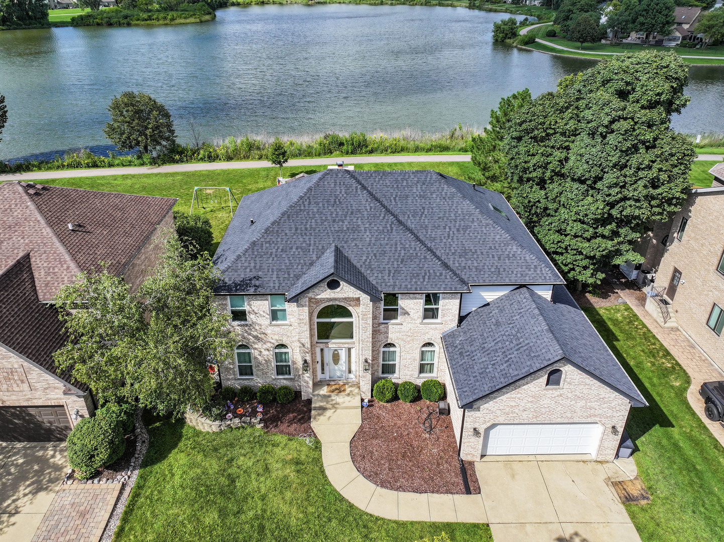 1063 Parkview Circle