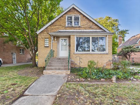 Photo of 4328 W 109th Street, Oak Lawn, IL 60453 (MLS # 12493243)