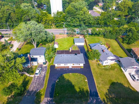 Tiny photo for 727 SKYLINE Drive, Barrington, IL 60010 (MLS # 12725118)