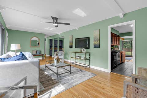 Tiny photo for 727 SKYLINE Drive, Barrington, IL 60010 (MLS # 12725118)