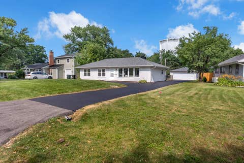 Tiny photo for 727 SKYLINE Drive, Barrington, IL 60010 (MLS # 12725118)