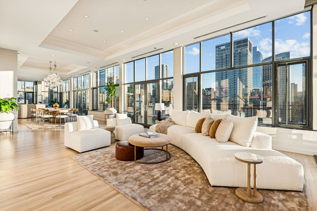 400 W Ontario Street 1801