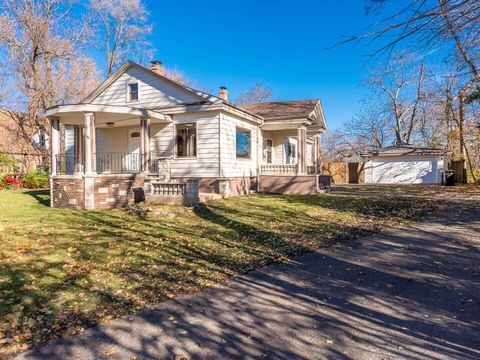 Tiny photo for 329 Grove Avenue, Wood Dale, IL 60191 (MLS # 12516048)