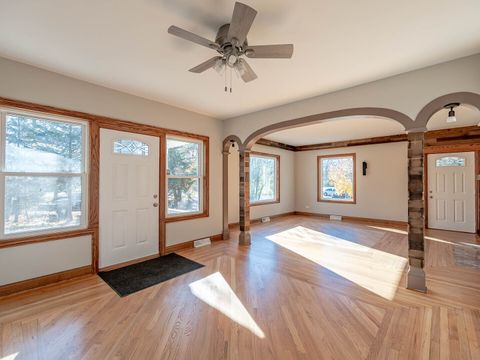 Tiny photo for 329 Grove Avenue, Wood Dale, IL 60191 (MLS # 12516048)