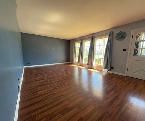 Tiny photo for 510 S Mount Prospect Road, Des Plaines, IL 60016 (MLS # 12681333)