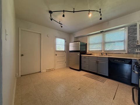 Tiny photo for 510 S Mount Prospect Road, Des Plaines, IL 60016 (MLS # 12681333)
