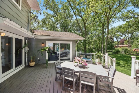 Tiny photo for 15460 W Wildwood Court, Libertyville, IL 60048 (MLS # 12646205)