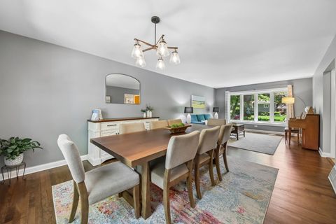 Tiny photo for 15460 W Wildwood Court, Libertyville, IL 60048 (MLS # 12646205)