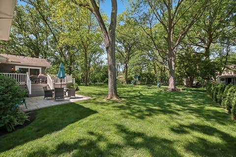 Tiny photo for 15460 W Wildwood Court, Libertyville, IL 60048 (MLS # 12646205)