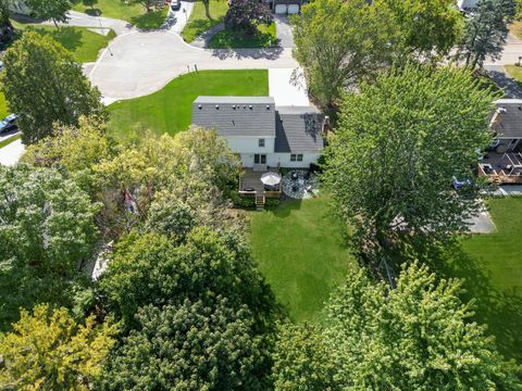 Tiny photo for 943 Orchard Court, Batavia, IL 60510 (MLS # 12414870)