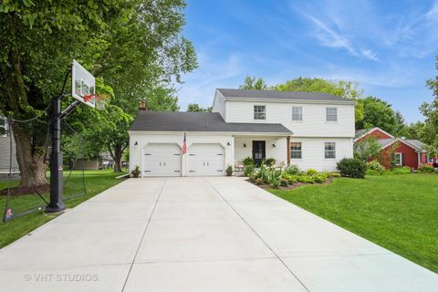 Tiny photo for 943 Orchard Court, Batavia, IL 60510 (MLS # 12414870)
