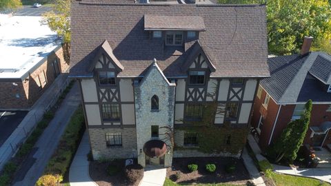 Tiny photo for 410 N Raynor Avenue #1W, Joliet, IL 60435 (MLS # 12522242)