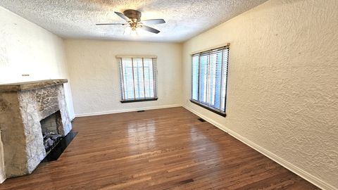 Tiny photo for 410 N Raynor Avenue #1W, Joliet, IL 60435 (MLS # 12522242)