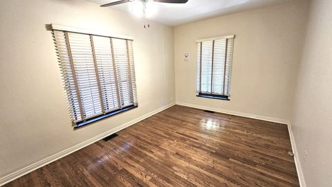 Tiny photo for 410 N Raynor Avenue #1W, Joliet, IL 60435 (MLS # 12522242)