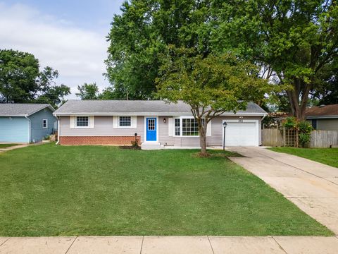 261 Arrowhead Trail, Carol Stream, IL 60188 - #: 12473185
