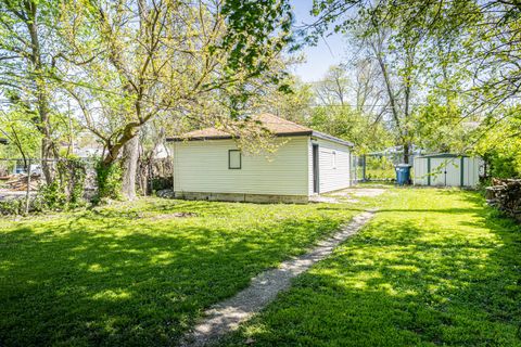 Tiny photo for 684 S Gordon Avenue, Kankakee, IL 60901 (MLS # 12494887)