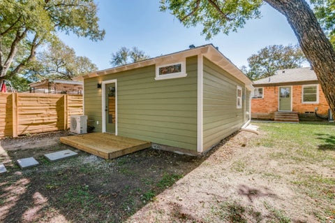 Tiny photo for 2433 Southwood Drive, Dallas, TX 75233 (MLS # 12762575)