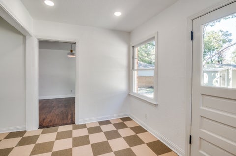 Tiny photo for 2433 Southwood Drive, Dallas, TX 75233 (MLS # 12762575)