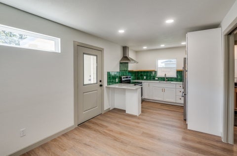 Tiny photo for 2433 Southwood Drive, Dallas, TX 75233 (MLS # 12762575)
