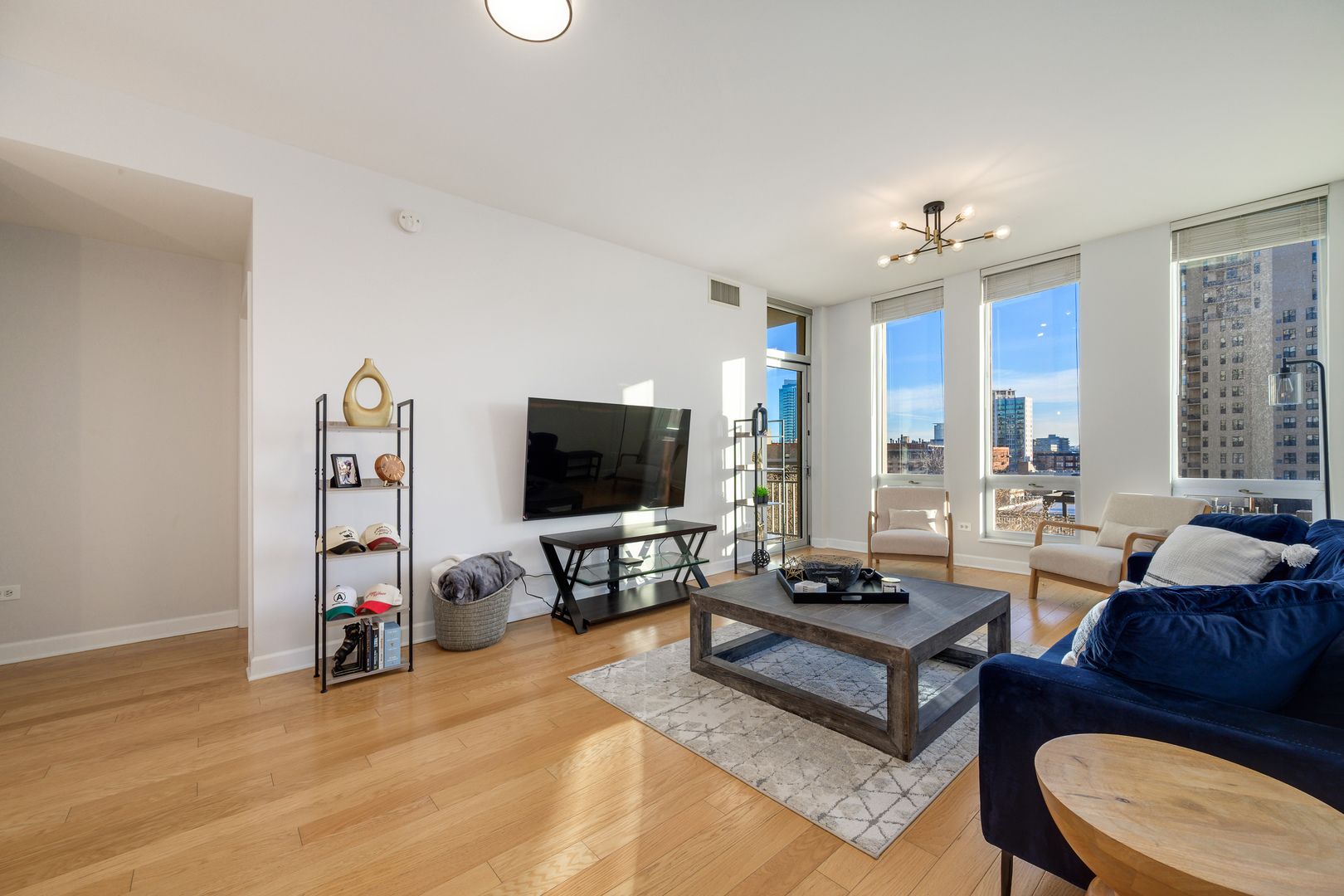 1400 S MICHIGAN Avenue 806