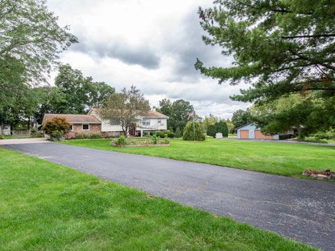Tiny photo for 38970 N Northwoods Drive, Wadsworth, IL 60083 (MLS # 12776006)