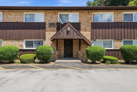 Photo of 4439 Arbor Circle #1, Downers Grove, IL 60515 (MLS # 12687378)