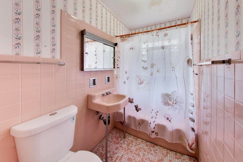 Tiny photo for 909 Worcester Avenue, Westchester, IL 60154 (MLS # 12762825)