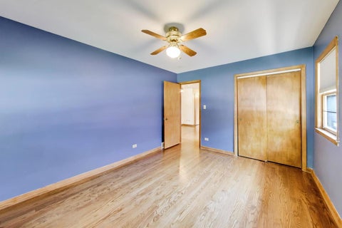 Tiny photo for 909 Worcester Avenue, Westchester, IL 60154 (MLS # 12762825)