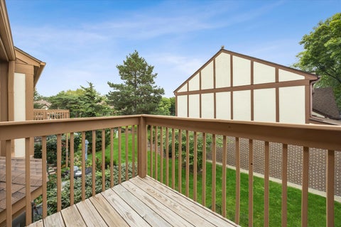 Tiny photo for 11132 Eaton Court, Westchester, IL 60154 (MLS # 12757326)