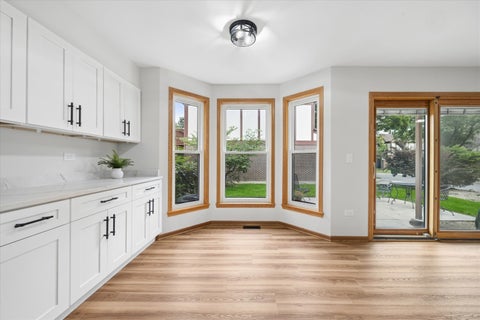 Tiny photo for 11132 Eaton Court, Westchester, IL 60154 (MLS # 12757326)