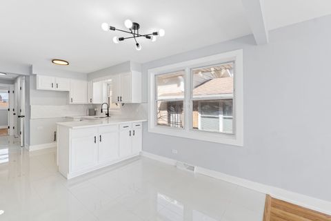 Tiny photo for 11520 S Aberdeen Street, Chicago, IL 60643 (MLS # 12578453)