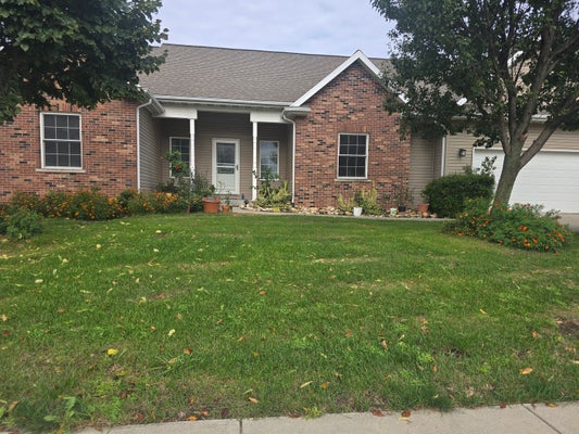 4397 RENAISSANCE DR, NORMAL, IL 61761 - Image 70ffb85ea149fb33f068a3dd2295a3ec/2333782894