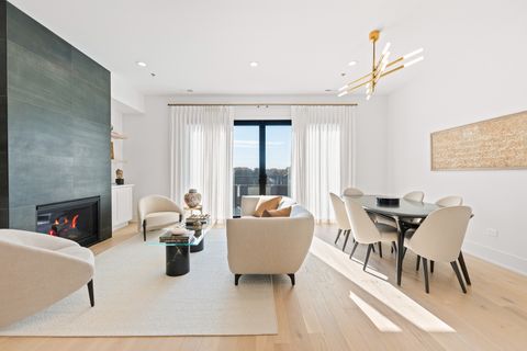 Tiny photo for 1767 W Rosehill Drive #304, Chicago, IL 60660 (MLS # 12502660)