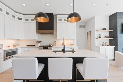 Tiny photo for 1767 W Rosehill Drive #304, Chicago, IL 60660 (MLS # 12502660)