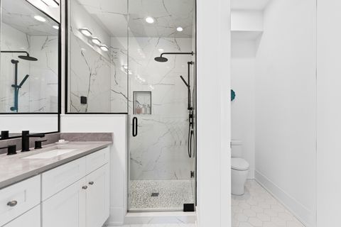 Tiny photo for 1767 W Rosehill Drive #304, Chicago, IL 60660 (MLS # 12502660)