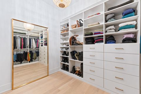 Tiny photo for 1767 W Rosehill Drive #304, Chicago, IL 60660 (MLS # 12502660)