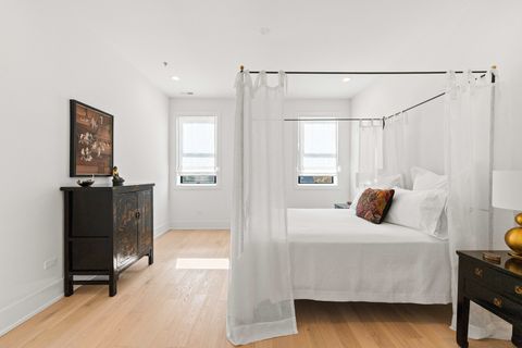 Tiny photo for 1767 W Rosehill Drive #304, Chicago, IL 60660 (MLS # 12502660)