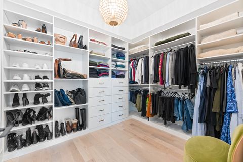 Tiny photo for 1767 W Rosehill Drive #304, Chicago, IL 60660 (MLS # 12502660)