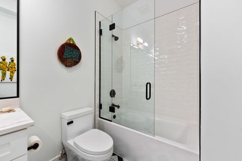 Tiny photo for 1767 W Rosehill Drive #304, Chicago, IL 60660 (MLS # 12502660)