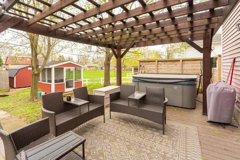 Tiny photo for 1604 Sobieski Street, Lasalle, IL 61301 (MLS # 12615652)