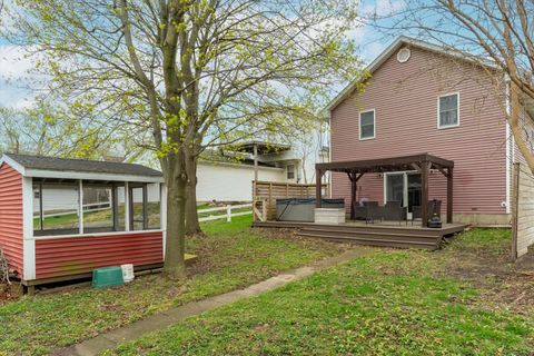 Tiny photo for 1604 Sobieski Street, Lasalle, IL 61301 (MLS # 12615652)