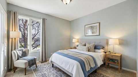 Tiny photo for 209 Mooregate Trail, Hawthorn Woods, IL 60047 (MLS # 12590429)