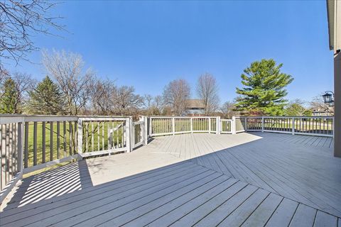 Tiny photo for 209 Mooregate Trail, Hawthorn Woods, IL 60047 (MLS # 12590429)