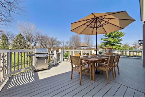 Tiny photo for 209 Mooregate Trail, Hawthorn Woods, IL 60047 (MLS # 12590429)