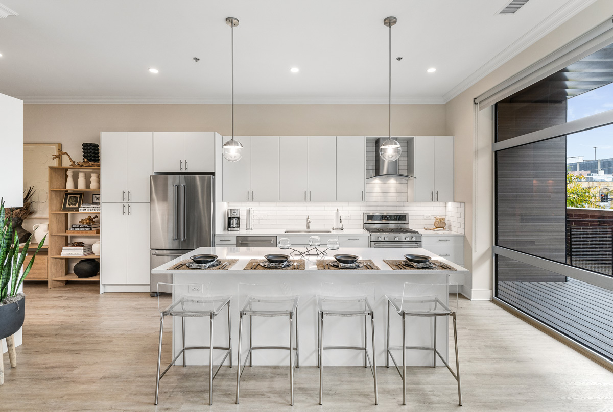 133 S Ashland Avenue 417